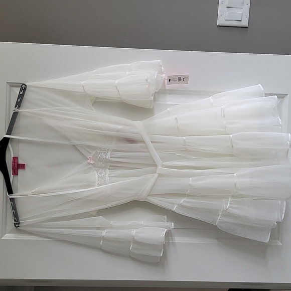 Bestey Johnson 3 piece lingerie set - Picture 1 of 10